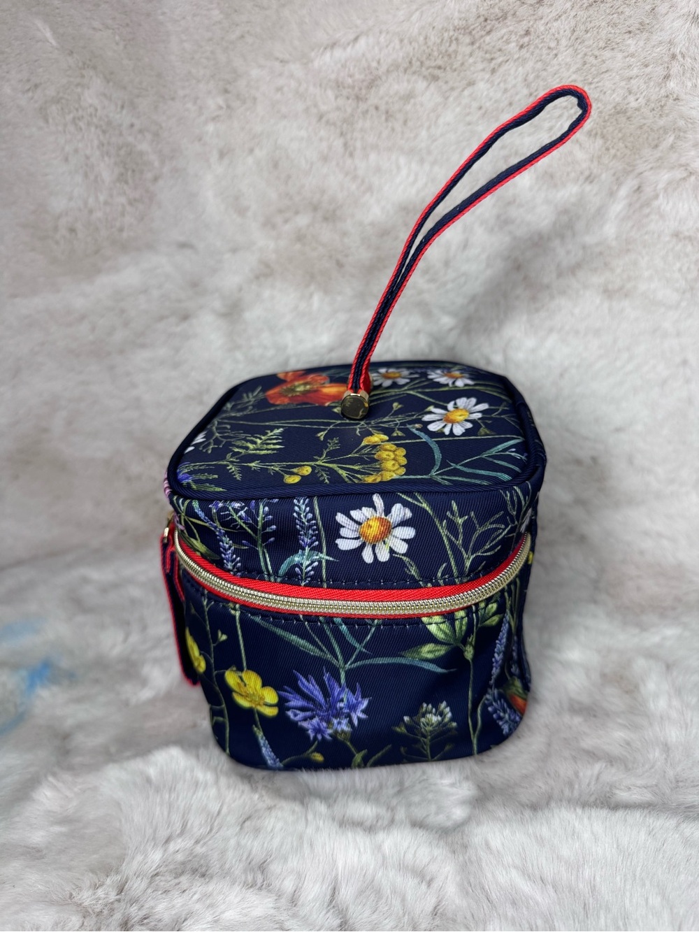 Estée Lauder Navy Floral Wristlet Cosmetic Case with Red Trim